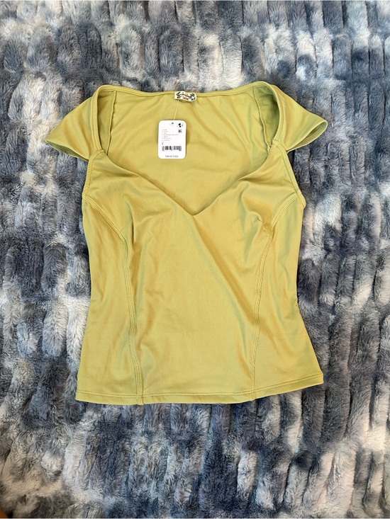 Free People Tops - Free people Women’s Lime Green Sweetheart Neck Cap Sleeve Top